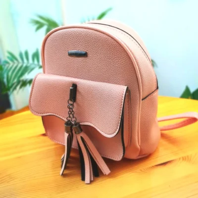 Дамска раница Chloe + 2 висулки отпред. Розов цвят