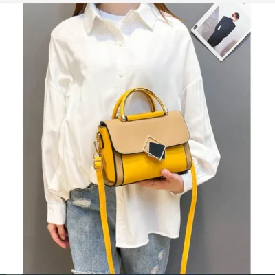 Малка дамска чанта Myah Yellow