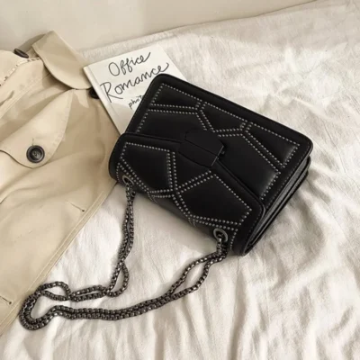 Малка дамска чантичка Blacky