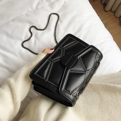 Малка дамска чантичка Blacky