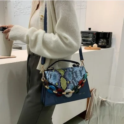 Малка чанта Hazel Blue