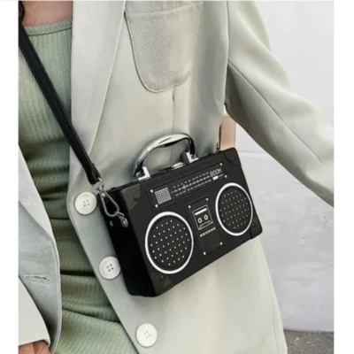 Малка чантичка Cassette Player