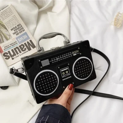 Малка чантичка Cassette Player