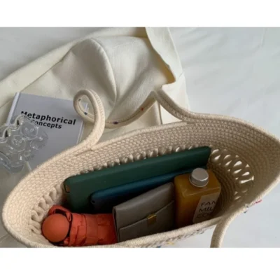 Плетена чанта тип кошница Beige