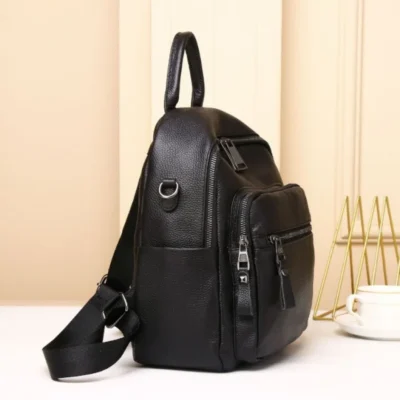Дамска раница от естествена кожа Black 1156 - черна