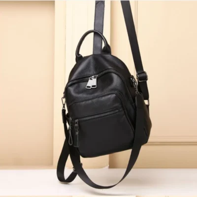 Дамска раница от естествена кожа Black 1156 - черна