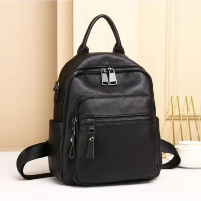 Дамска раница от естествена кожа Black 1156 - черна