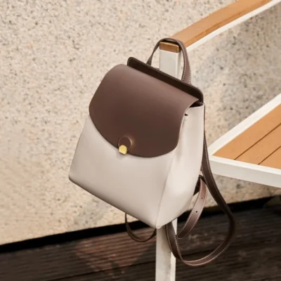 Дамска раница от естествена кожа Beige 993 - бежова