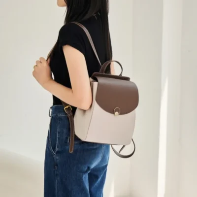 Дамска раница от естествена кожа Beige 993 - бежова