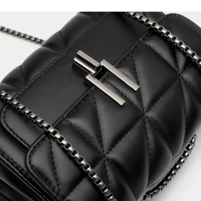 Малка дамска чанта Black Eleonore