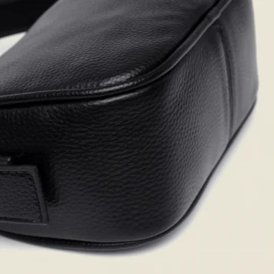 Малка дамска чанта от естествена кожа Black 1222