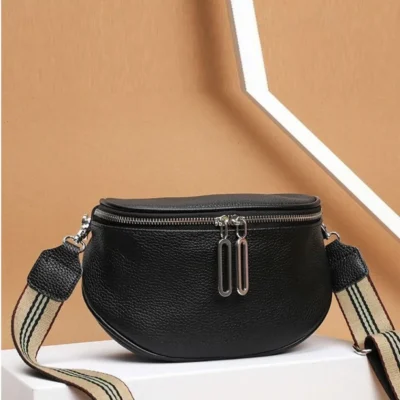 Малка дамска чанта от естествена кожа Black 1223
