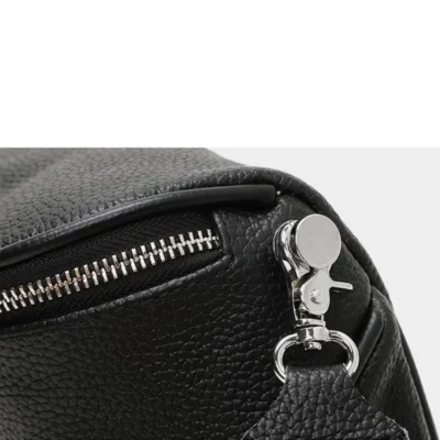 Малка дамска чанта от естествена кожа Black 1223