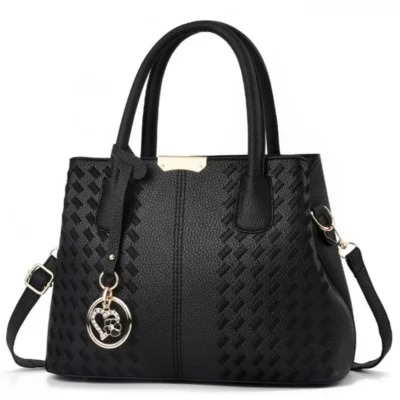 Стилна дамска чанта кожена Haly Black - черна