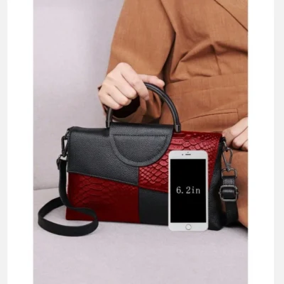 Стилна дамска чанта 1282 Red - черно с червено