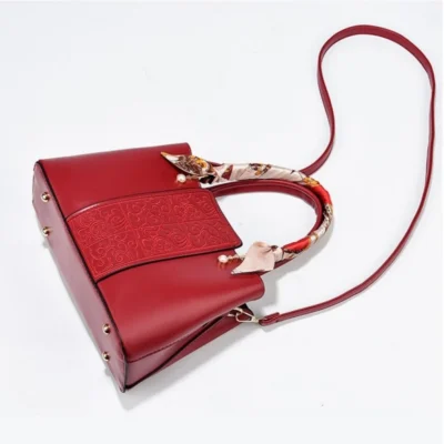 Дамска чанта Smokey Red - червена