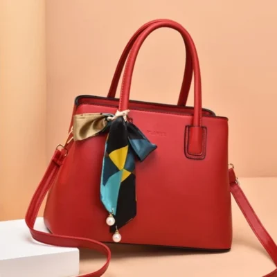 Дамска чанта кожена Camala Red - червена