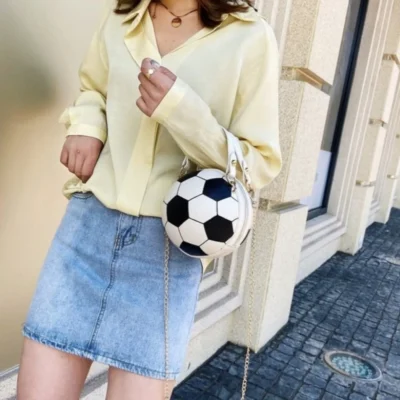 Малка дамска чанта Football